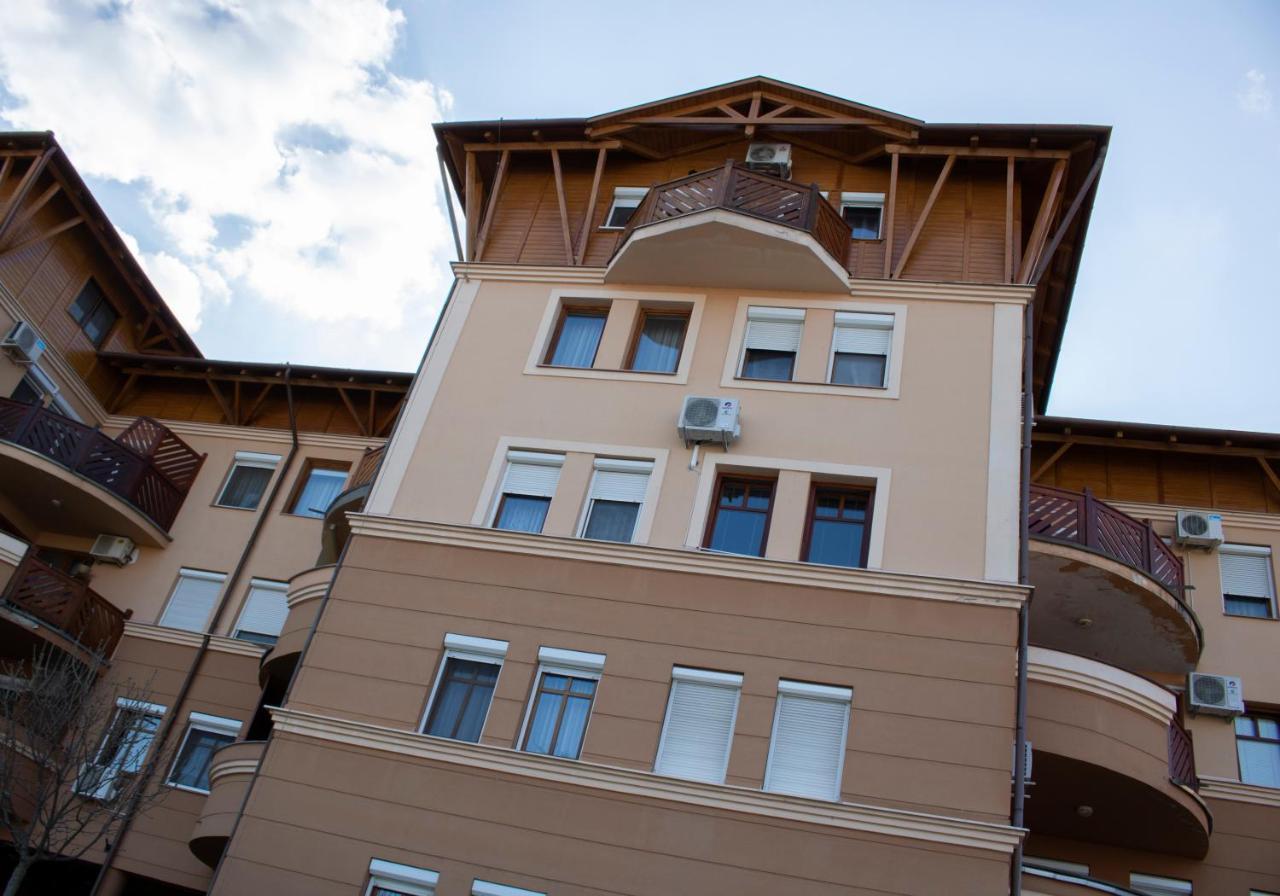 Csalogany Apartman Apartment Szekszard Exterior photo